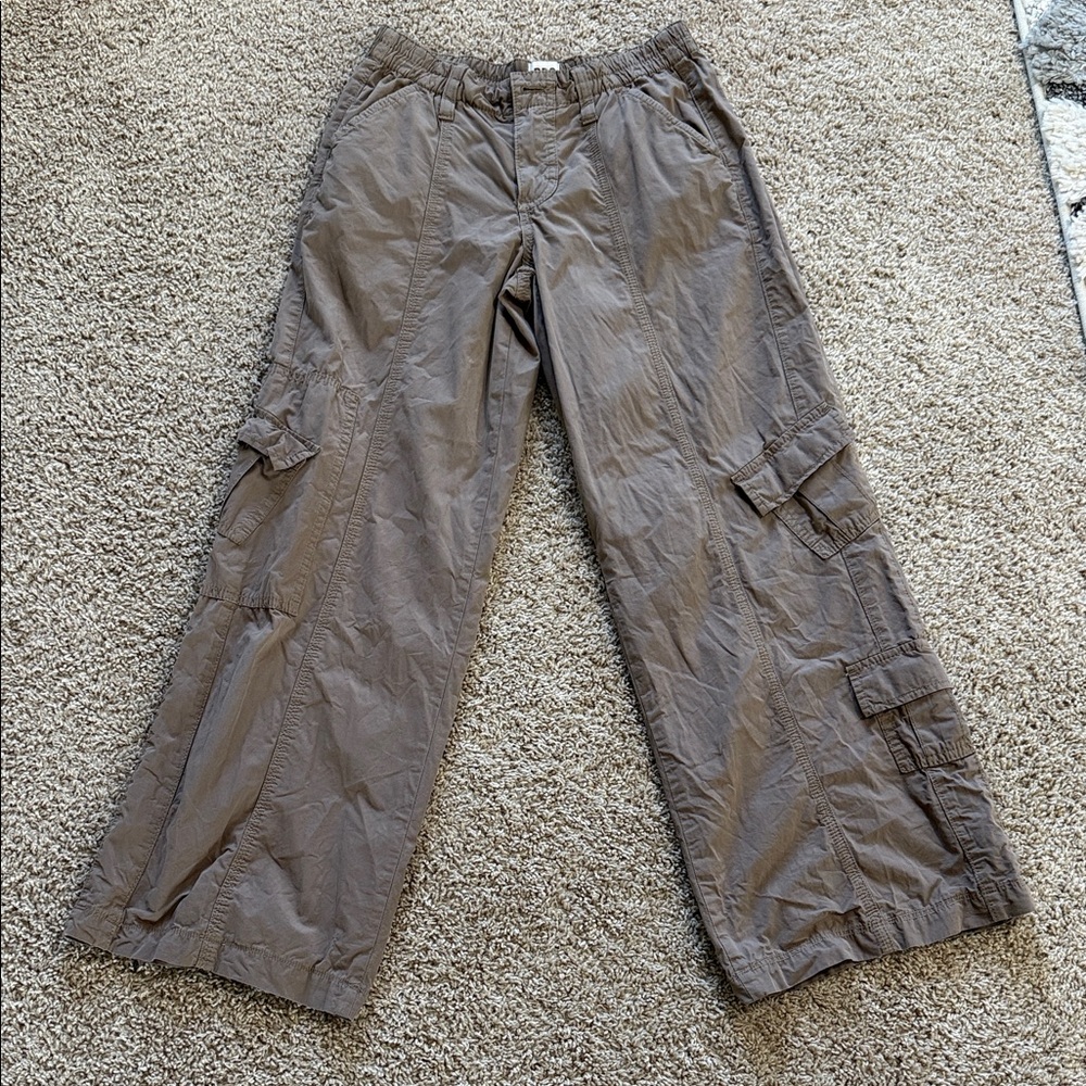 BDG Wide Leg Cargo Pants in Taupe